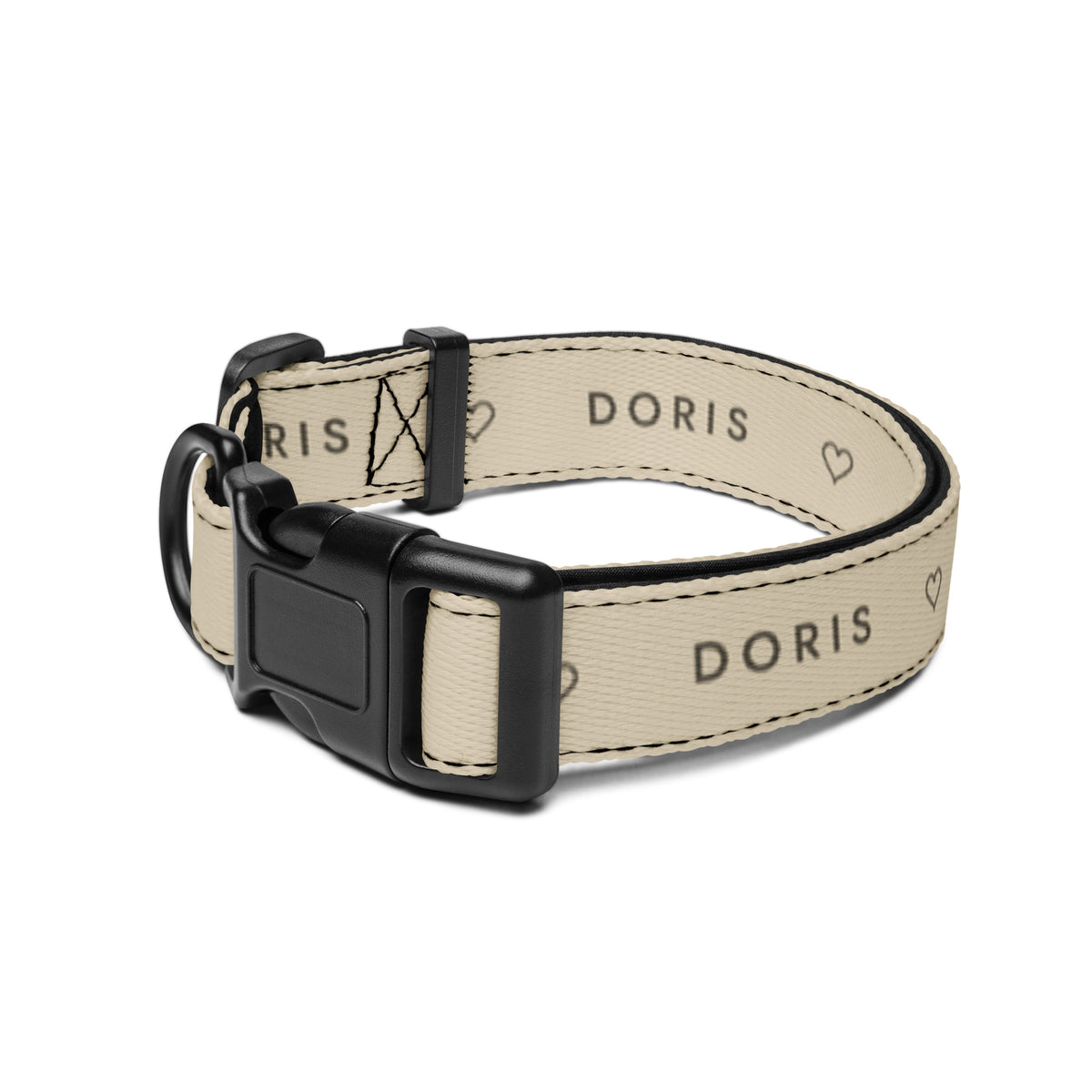 Personligt halsband i Havre med namnet Doris och hjärtan